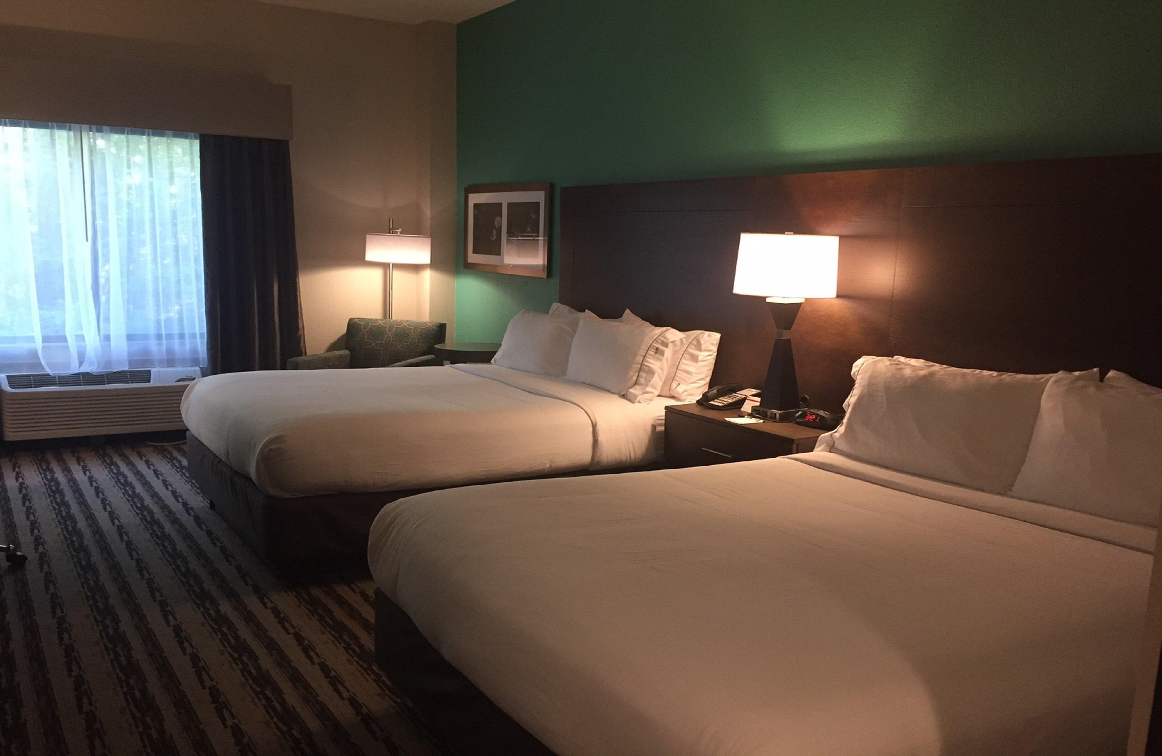 Holiday Inn Express Мадисон Экстерьер фото